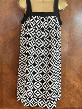 White House Black Market Black and White Geometric Midi Dress
